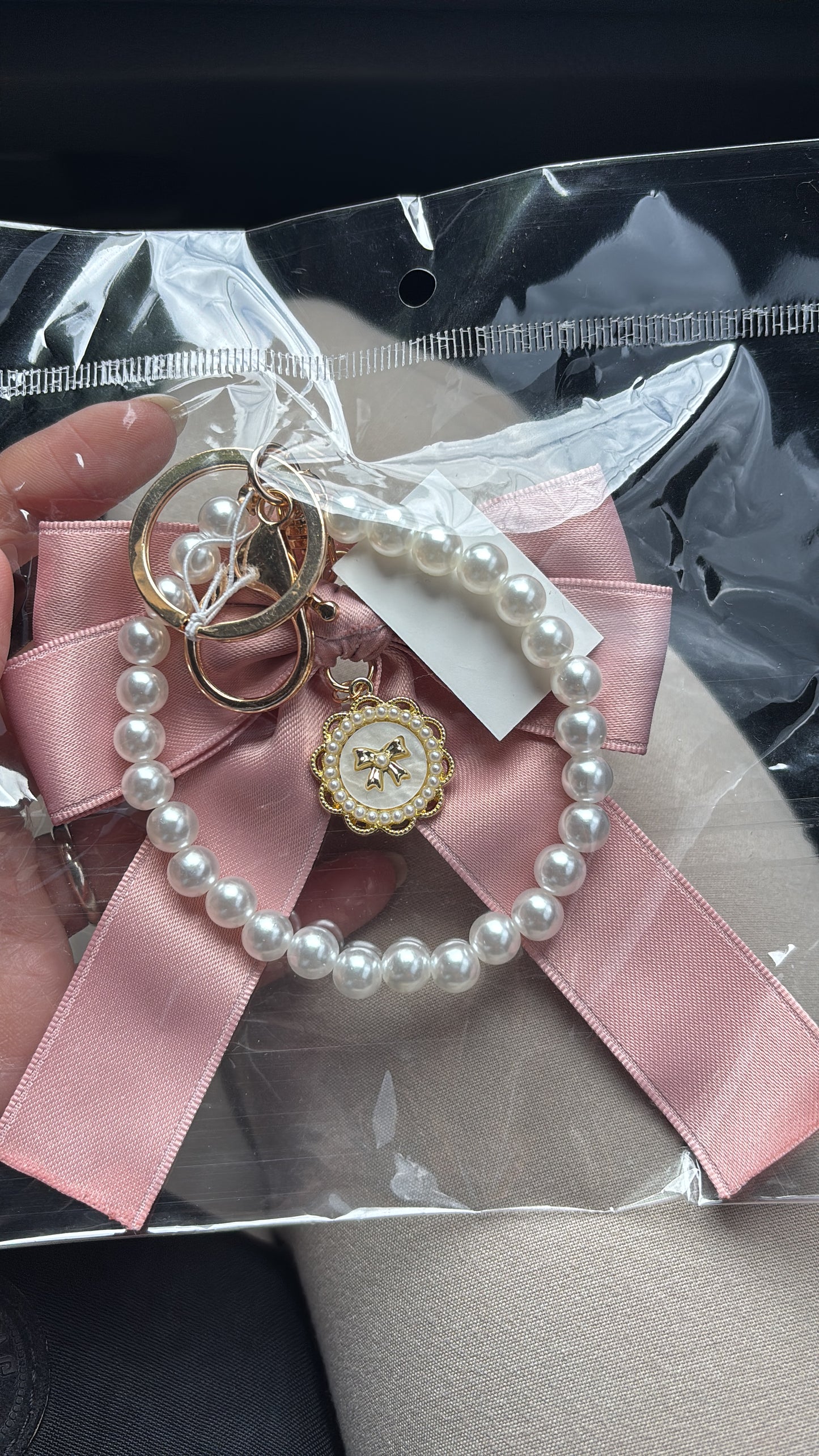 Keychains bow and pearls preventa