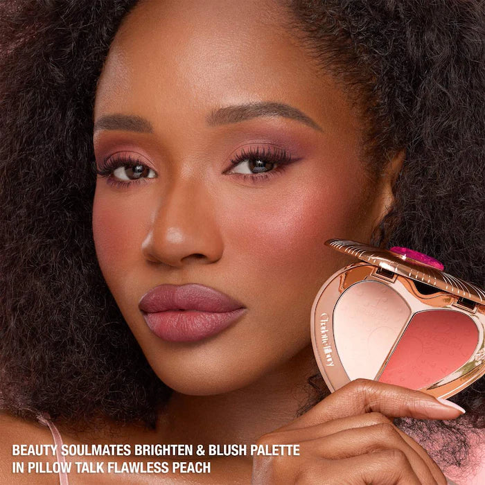 Charlotte Tilbury 
Pillow Talk Beauty Soulmates Airbrush Flawless Finish Brightening and Blush Powder Palette preventa Pillow Talk Flawless Peach