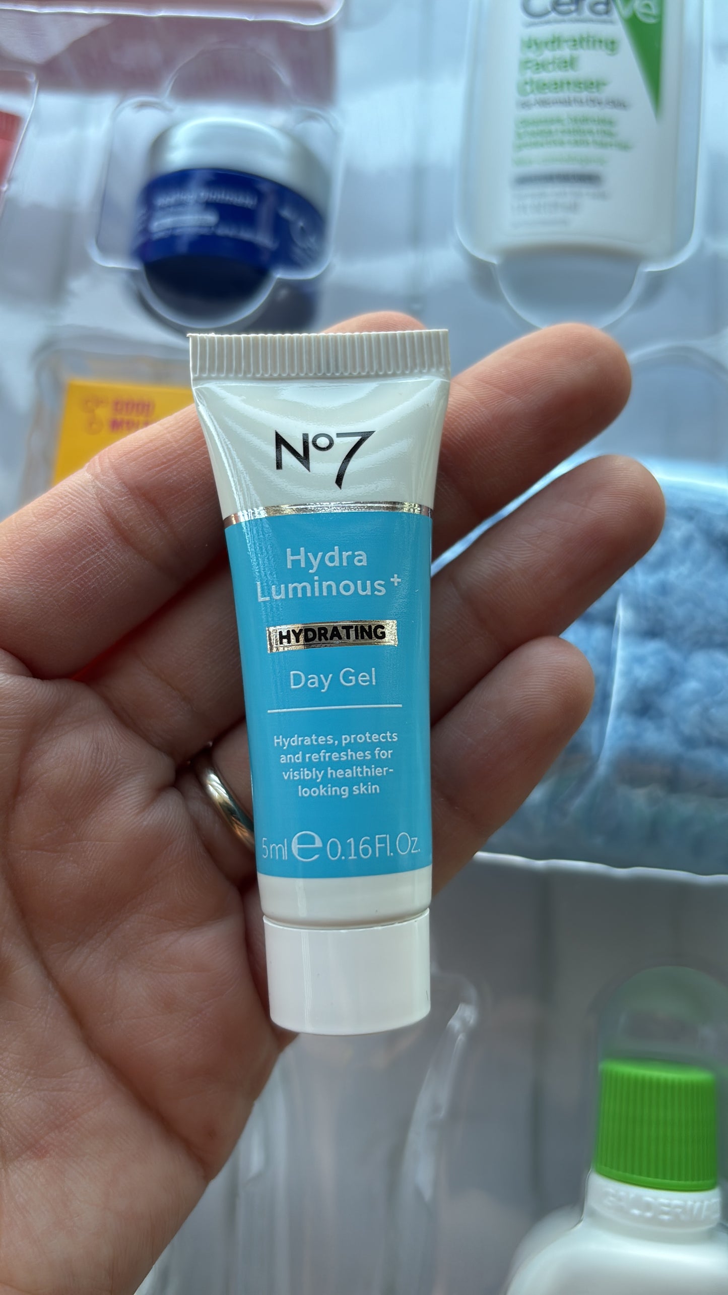 N7 Hydra luminous