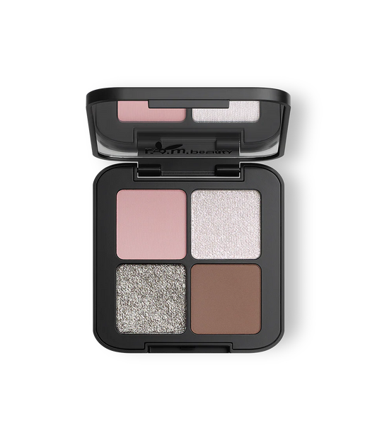 DANGEROUS WOMAN SWEET DREAMS EYESHADOW QUAD R.E.M. Beauty