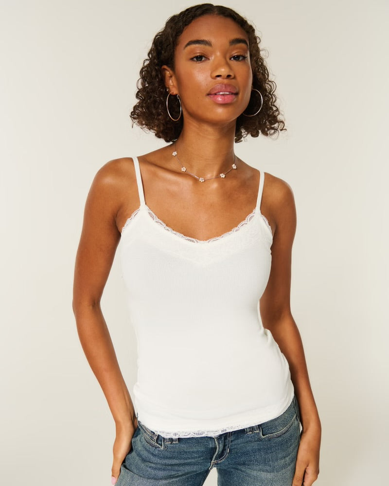 Camiseta de tirantes con ribete de encaje