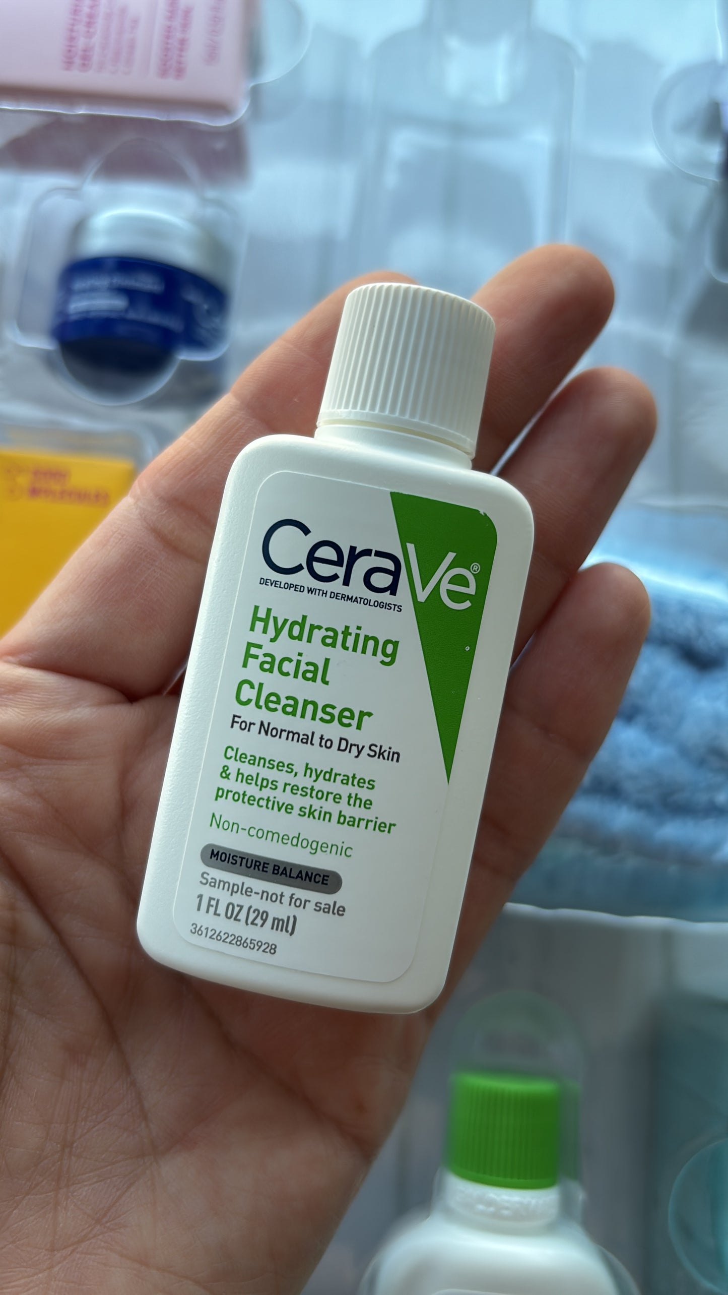 Cerave Hydrating facial cleanser